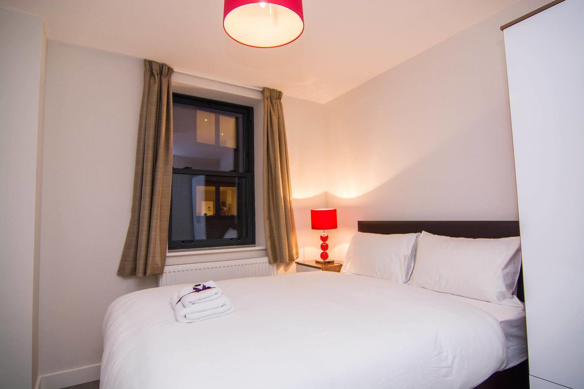 Apartment Wharf - Canary South Londra Dış mekan fotoğraf