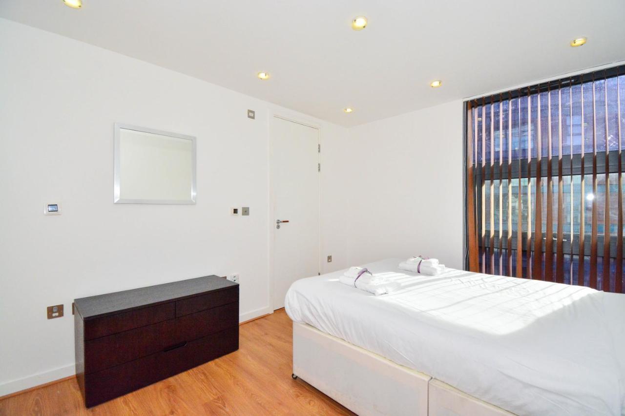 Apartment Wharf - Canary South Londra Dış mekan fotoğraf